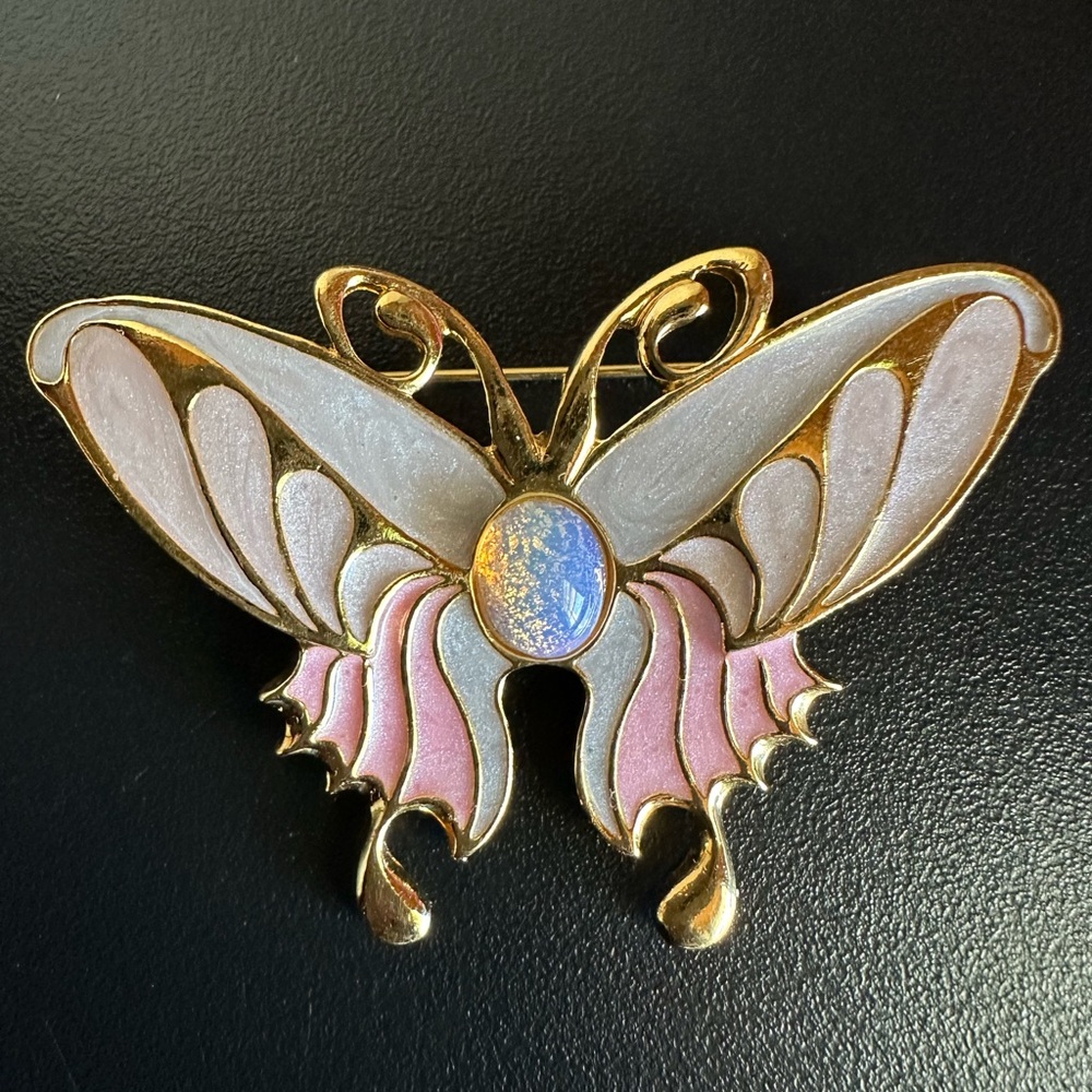Vintage Pastel Pink Purple Enamel Jelly Belly Butterfly Gold Tone Brooch
